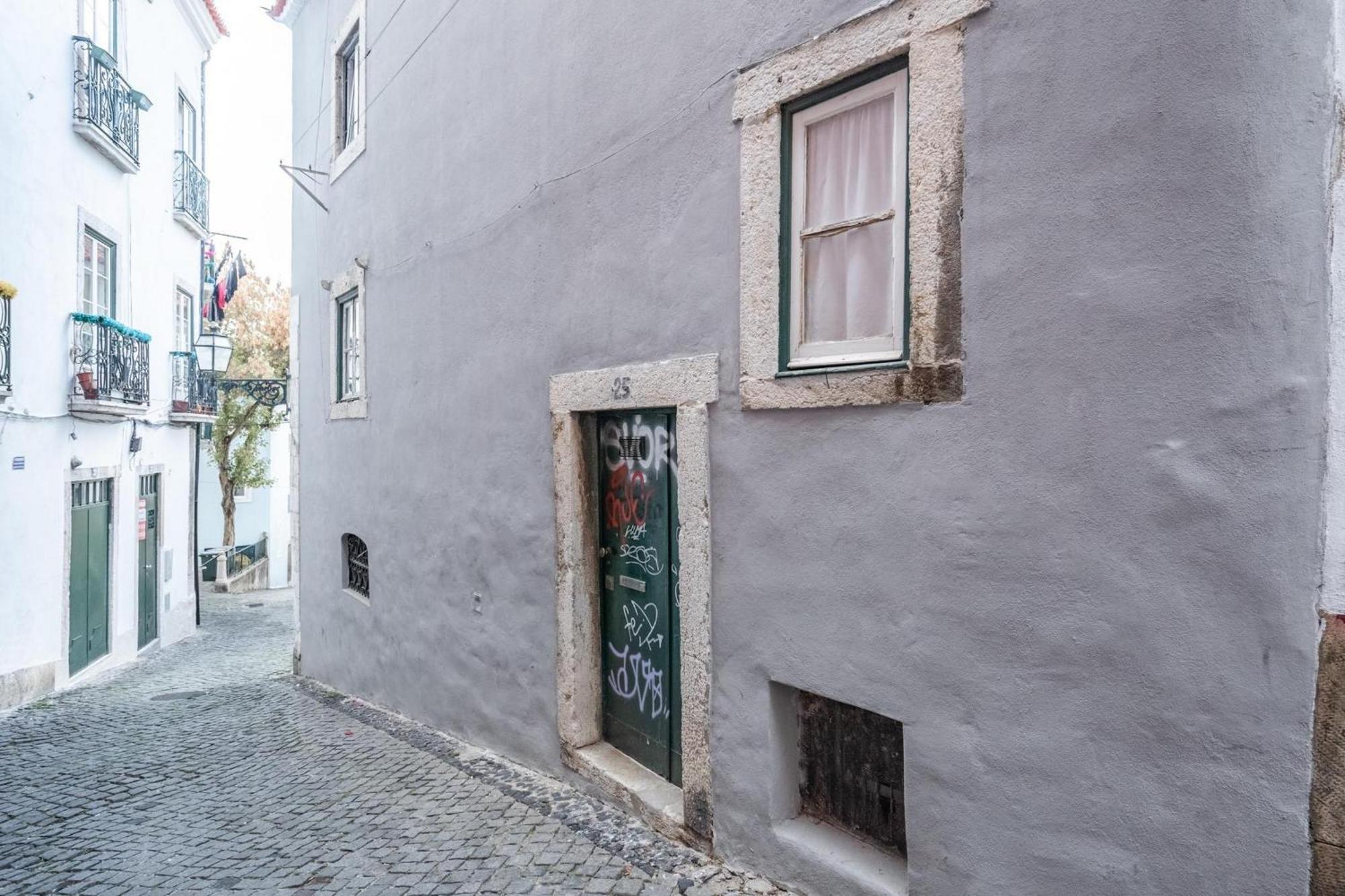 Apartment Akicity Alfama Ruby Lisbon